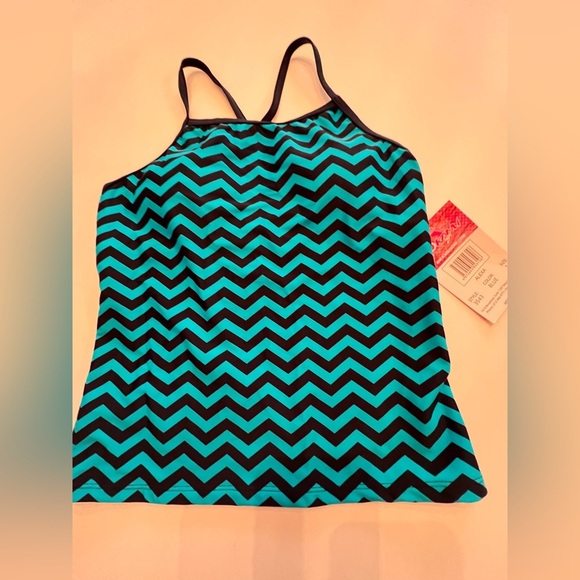 KANU GIRLS SIZE 14 BLUE/NAVY CHEVRON PATTERN PADDED TANKINI. CRISS CROSS 
NWT - Picture 1 of 8